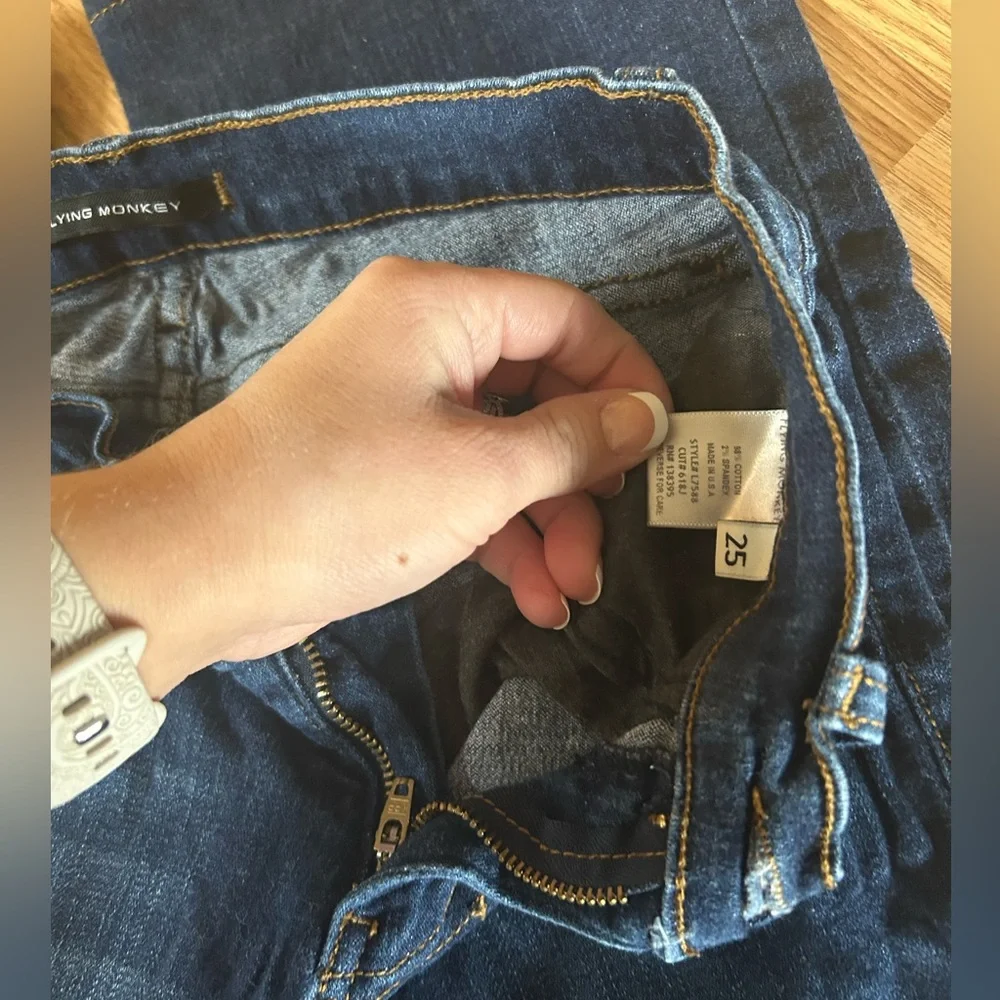 Flying monkey jeans! - Picture 3 of 3